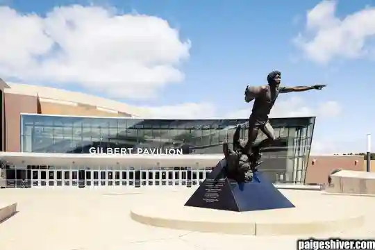 Diary Years: How Spite and Email Trails Became Satirical Journalism